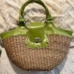 Rattan & Lime Green Leather Summer Shoulder Bag Beach Resort Pool Cruise Straw